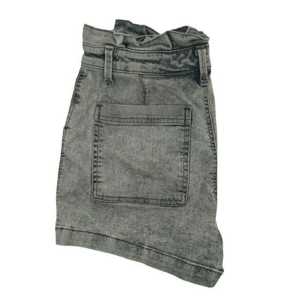 Universal Thread Short Women's Size 8 High Rise Acid Wash Paper Bag Waist Denim - Picture 5 of 7